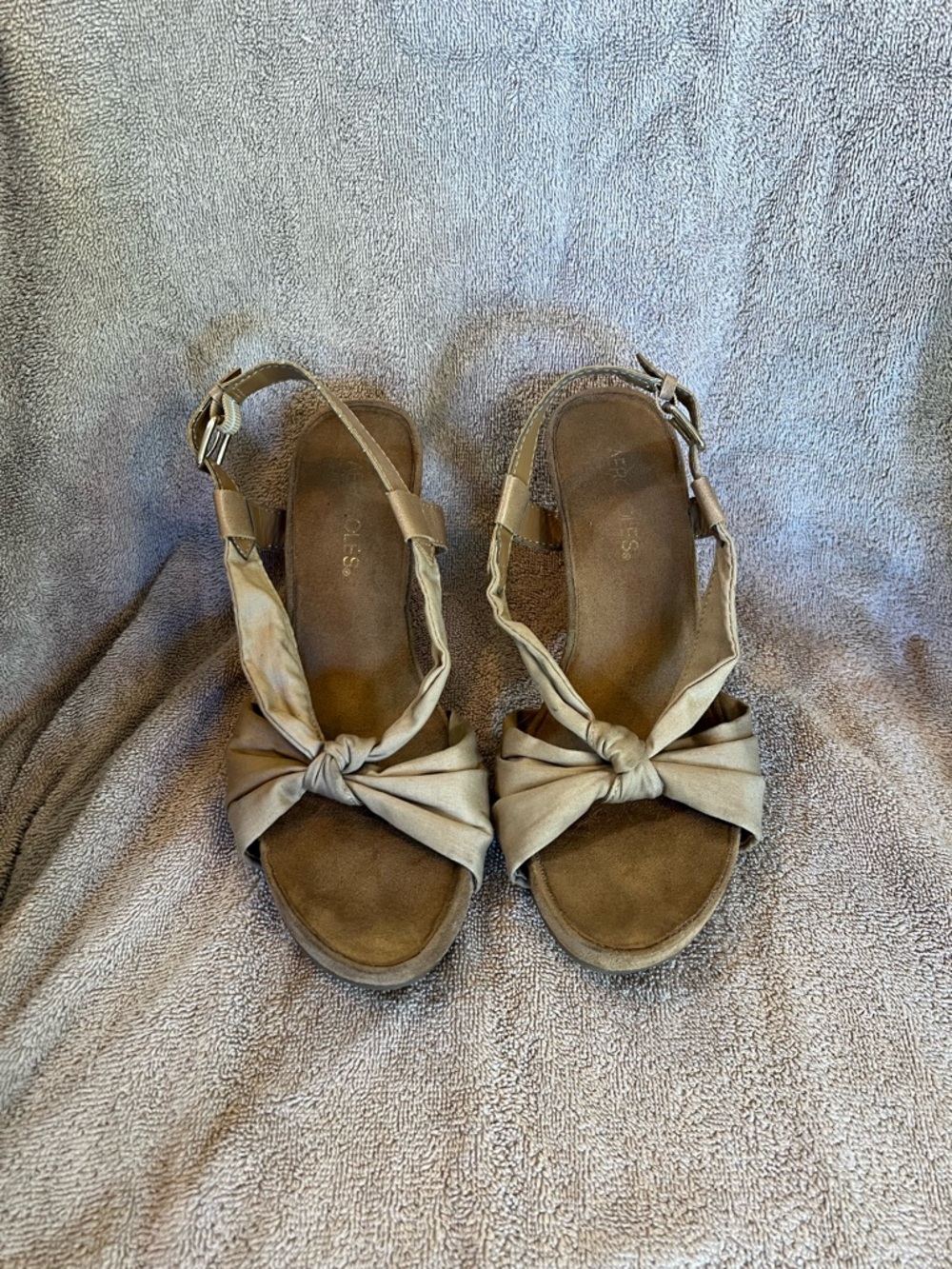 AEROSOLES Nude Knotted Slingback Wedge Sandals